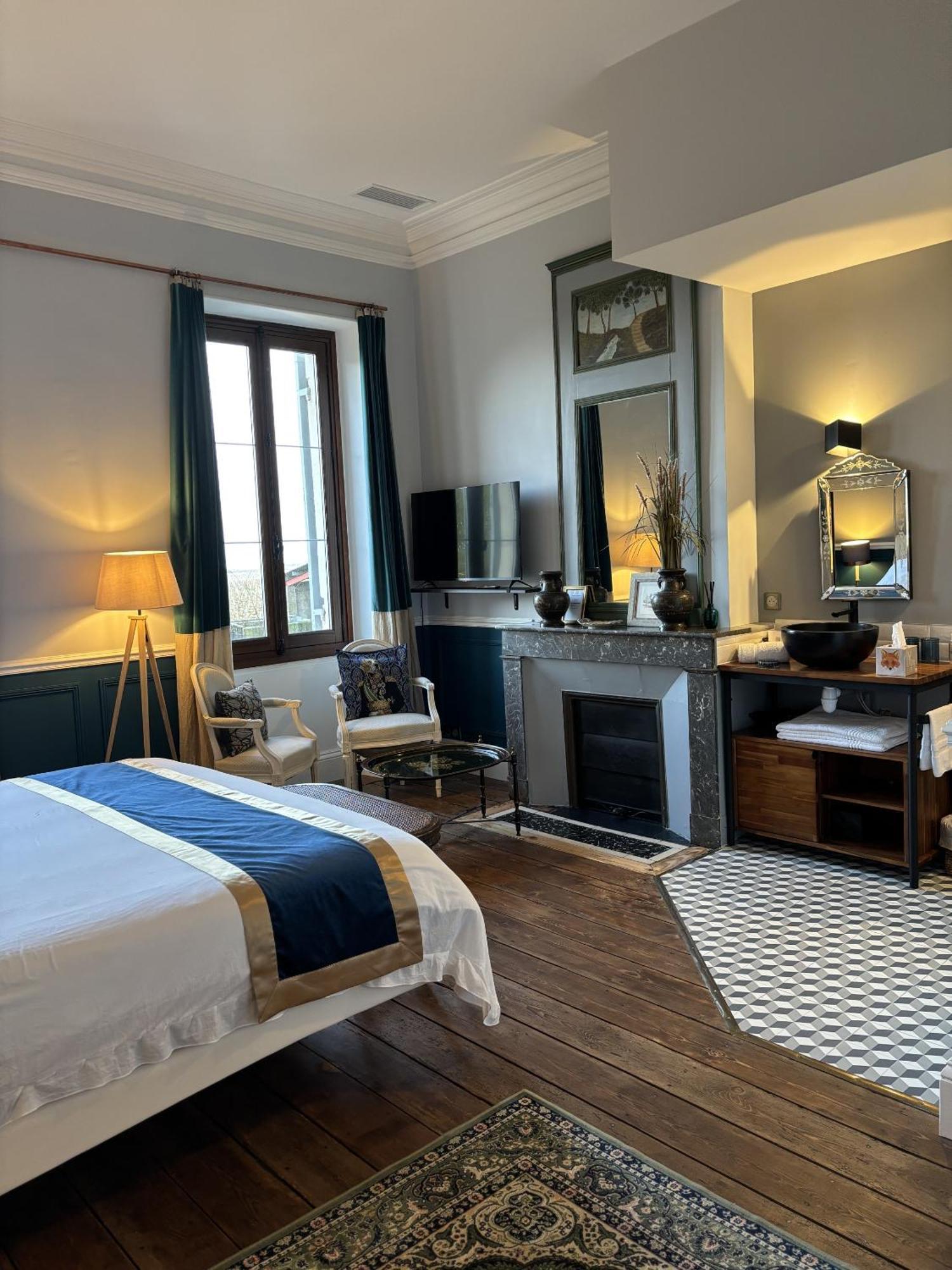 Maison Jeroboam Сант- Эстеф Номер фото
